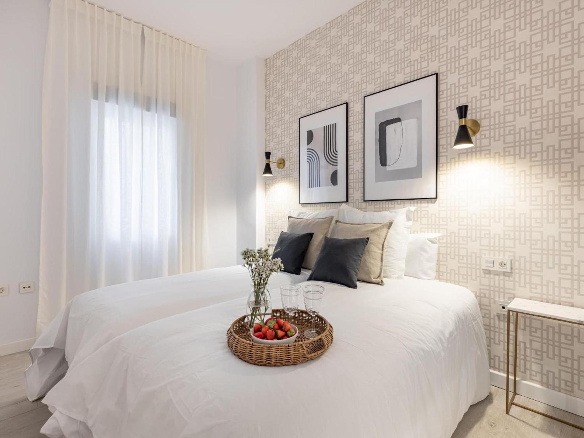 Central Stylish And Elegant 1 & 2 Bedroom Apartments I Granada Bagian luar foto